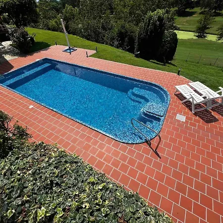 La Matinera Nyaraló *